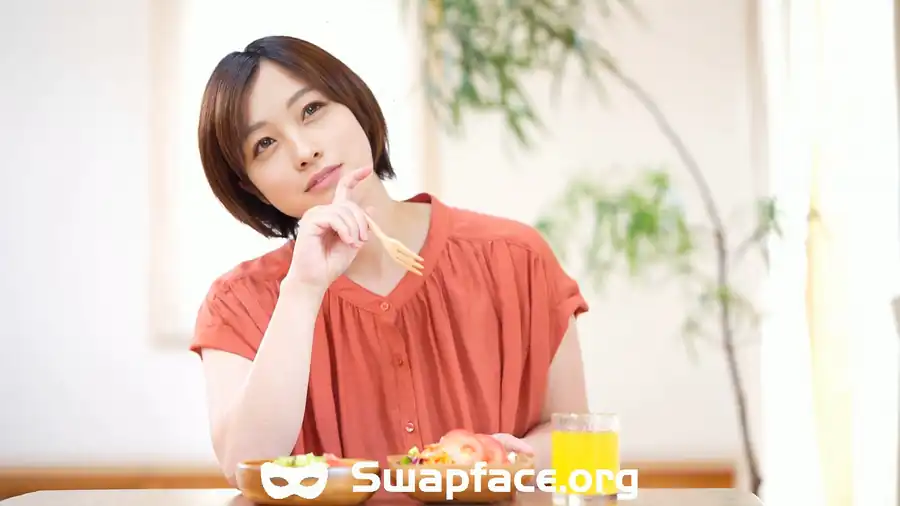 Swapfaceで有名女性タレントと顔を入れ替えた画像