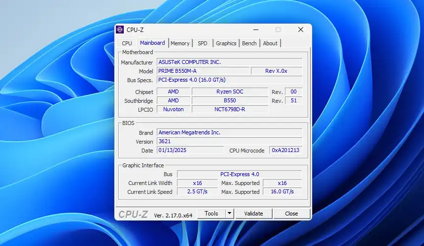 CPU-Z Mainboardタブ